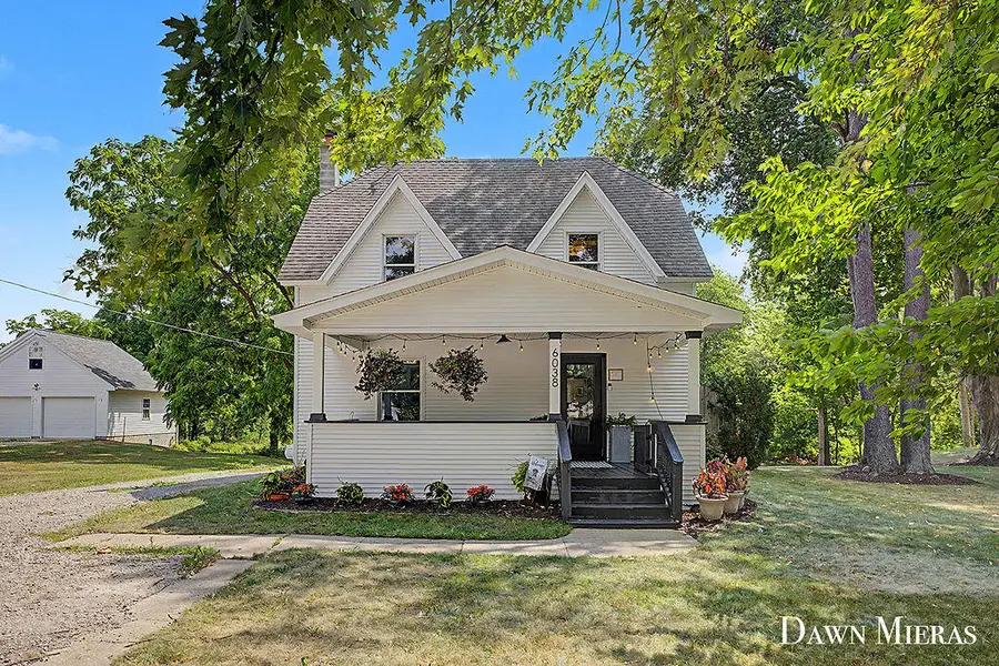 6038 Bancroft Avenue Se, Alto, MI 49302 - #3