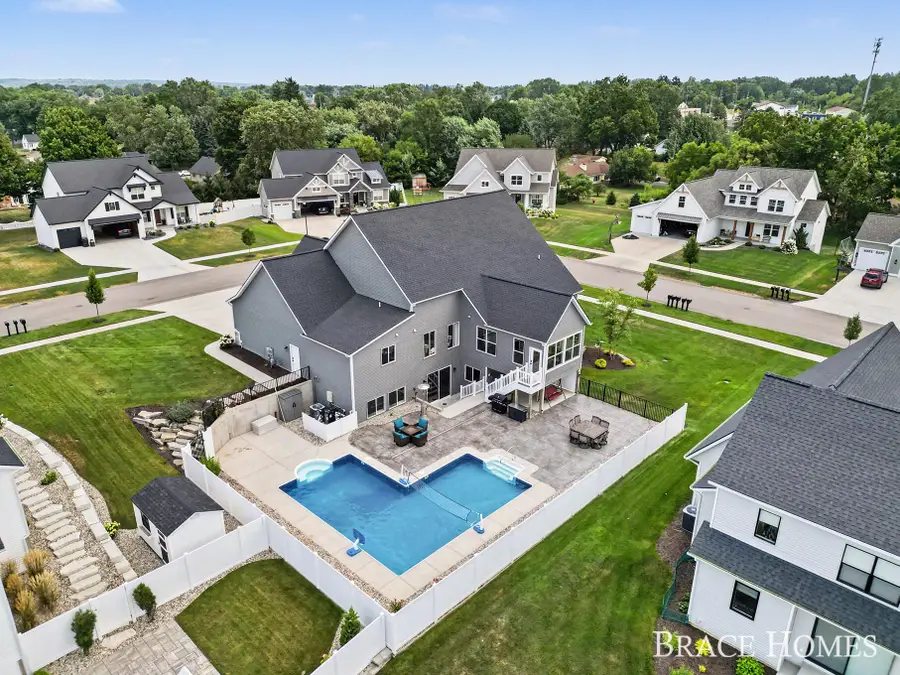 8235 Country Rail Drive Sw, Byron Center, MI 49315 - #2