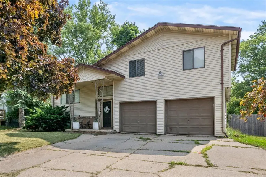 426 Cameron Avenue, Pontiac, MI 48342 - #3