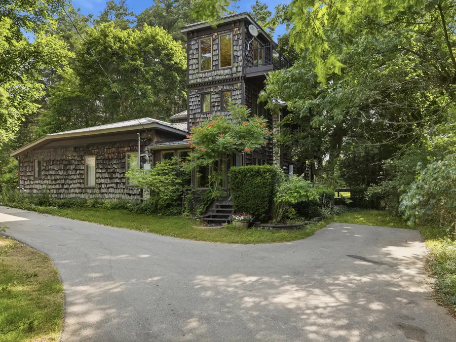 198 Mill, Blanchard, MI 49310 - #2