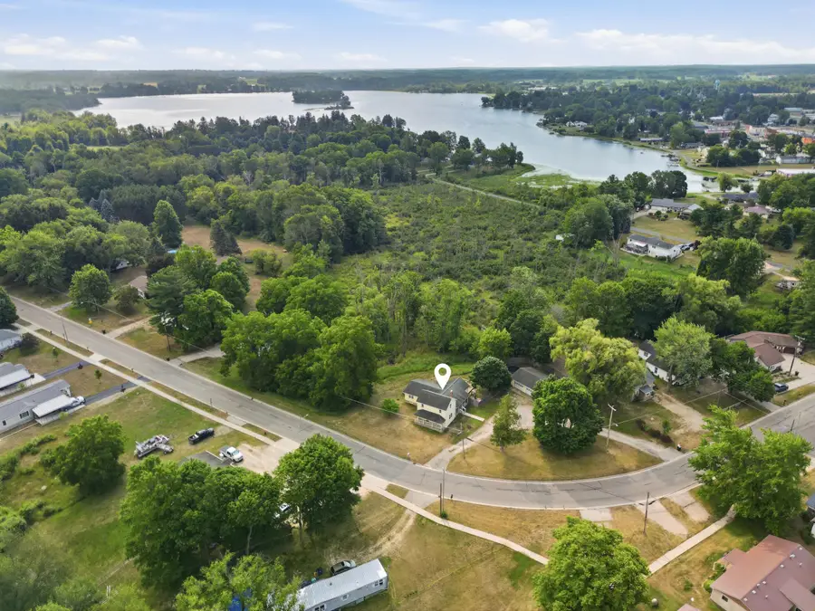 506 N Lincoln Avenue, Lakeview, MI 48850 - #3
