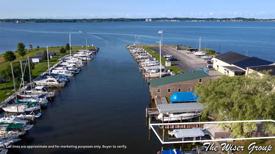 332 Cihak Street, Muskegon, MI 49445 - #3