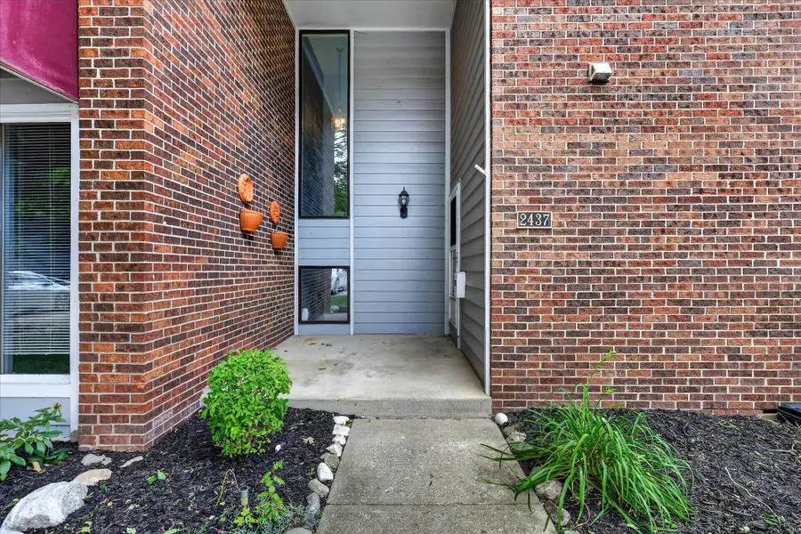 2437 Hampton Court Se, Grand Rapids, MI 49546 - #3