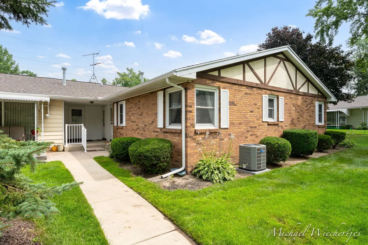 961 Andover Court Se, Grand Rapids, MI 49508 - #1