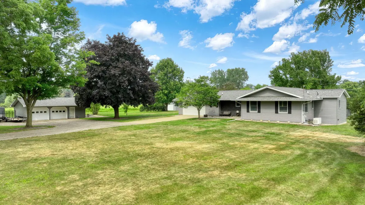 755 S Smith Road, Eaton Rapids, MI 48827 - #1