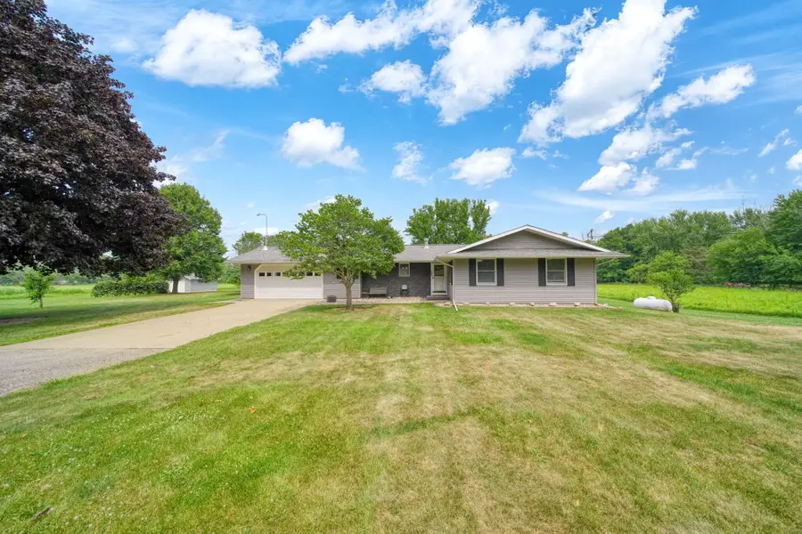 755 S Smith Road, Eaton Rapids, MI 48827 - #3