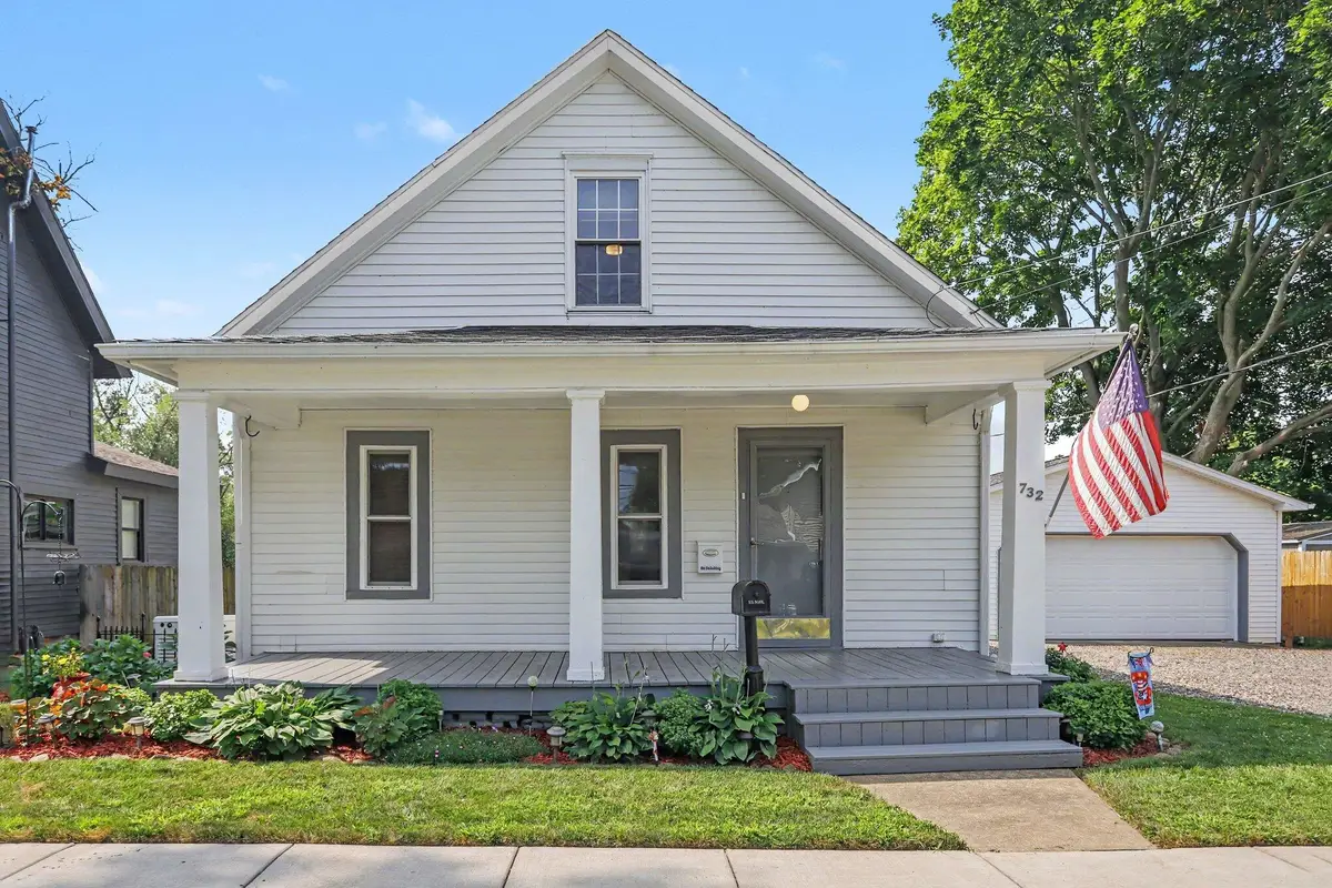 732 E Green Street, Marshall, MI 49068 - #1