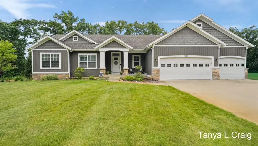9266 Trafalgar Drive Se, Alto, MI 49302 - #2