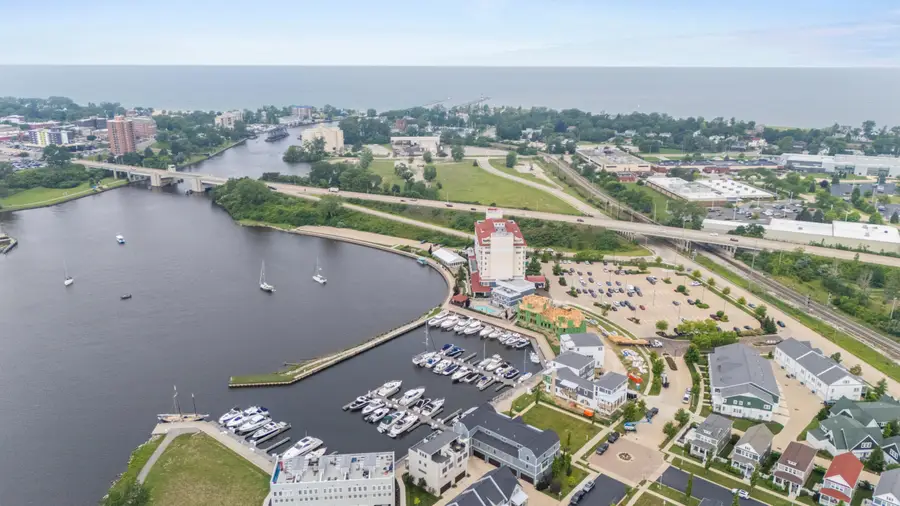 836 Sailors Way, Saint Joseph, MI 49085 - #2