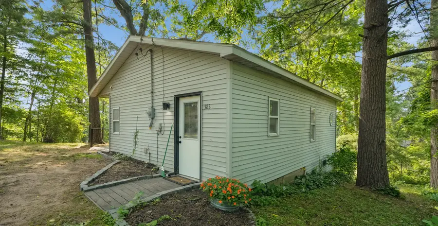 382 W Pine Drive, Greenville, MI 48838 - #2