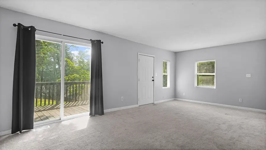 382 W Pine Drive, Greenville, MI 48838 - #3