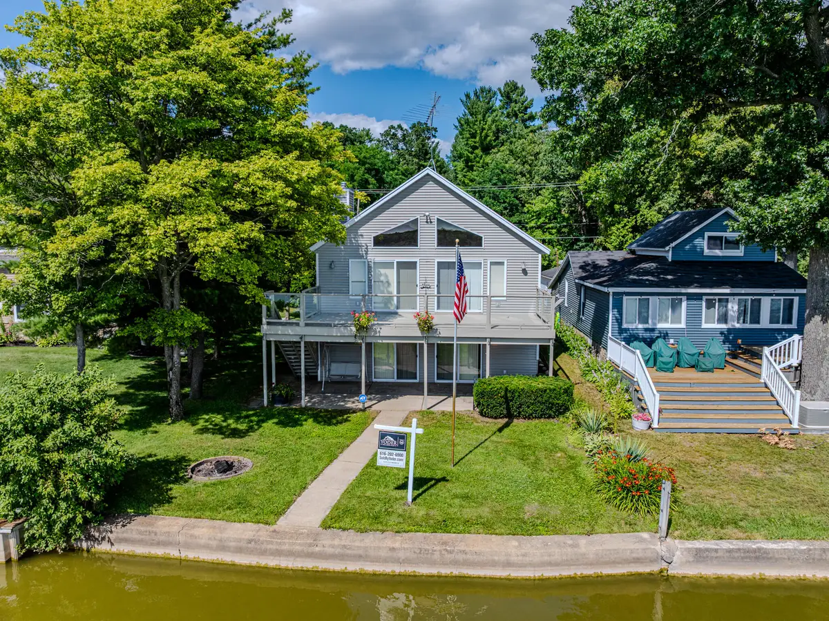 966 E 88th, Newaygo, MI 49337 - #1