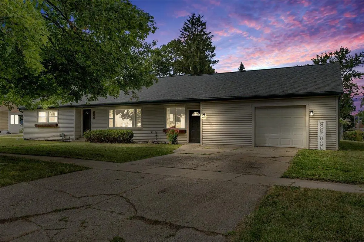 309 W South Street, Hastings, MI 49058 - #1