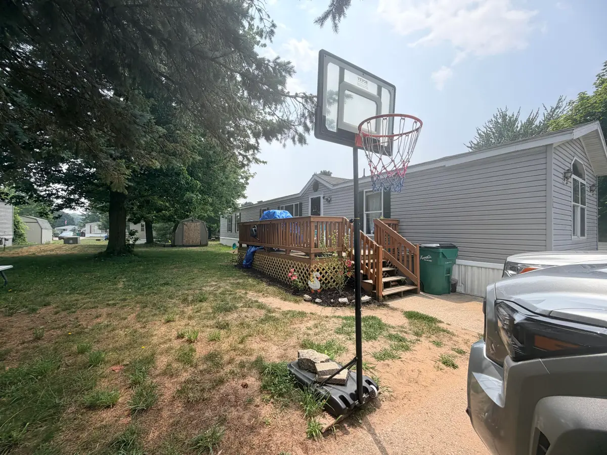 129 Elm Court, Muskegon, MI 49445 - #1
