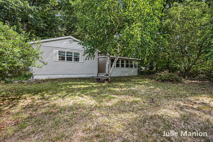 3502 Holiday Drive, Greenville, MI 48838 - #2