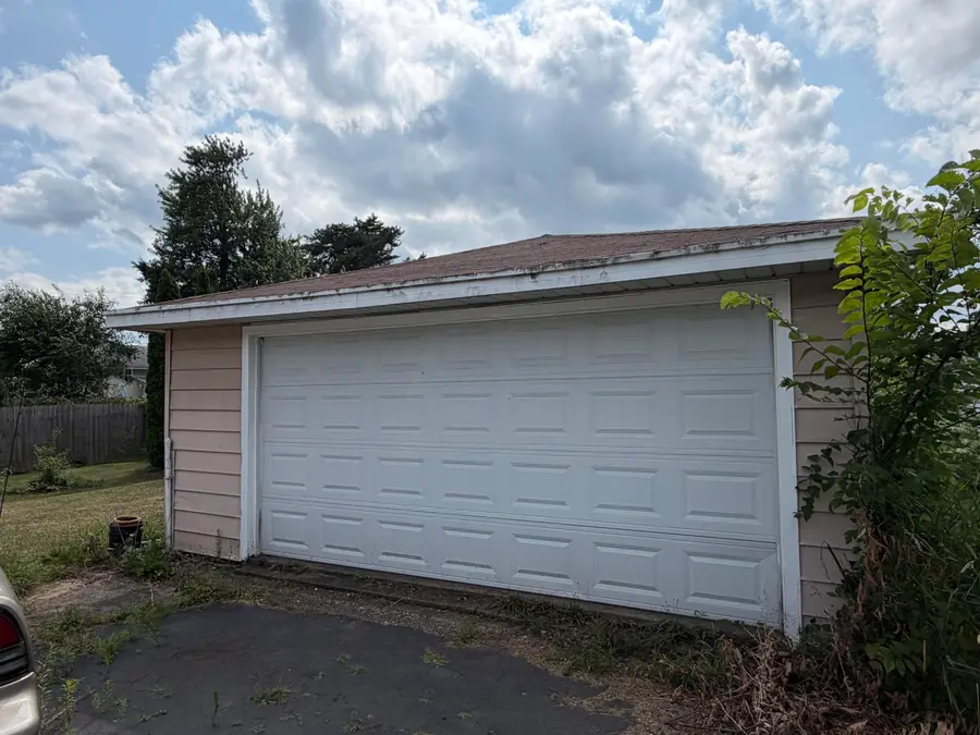 5820 Utah Avenue, Portage, MI 49024 - #2