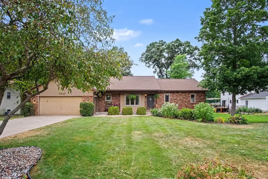 6937 Youngstown Avenue, Hudsonville, MI 49426 - #2