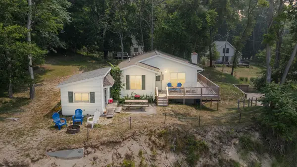7005 N Old Channel Trail, Montague, MI 49437