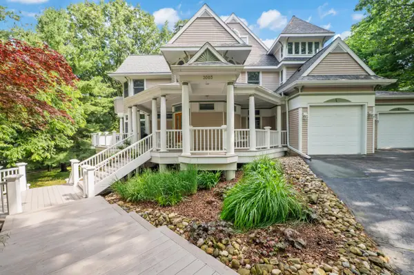 3003 Dunes Valley Path, Stevensville, MI 49127