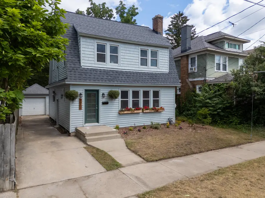 1517 Sherman Street Se, Grand Rapids, MI 49506 - #2