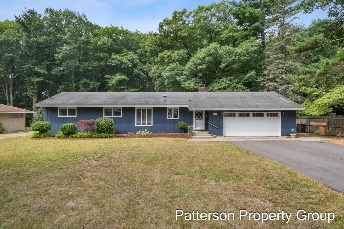 5087 Lake Harbor Road, Norton Shores, MI 49441 - #1