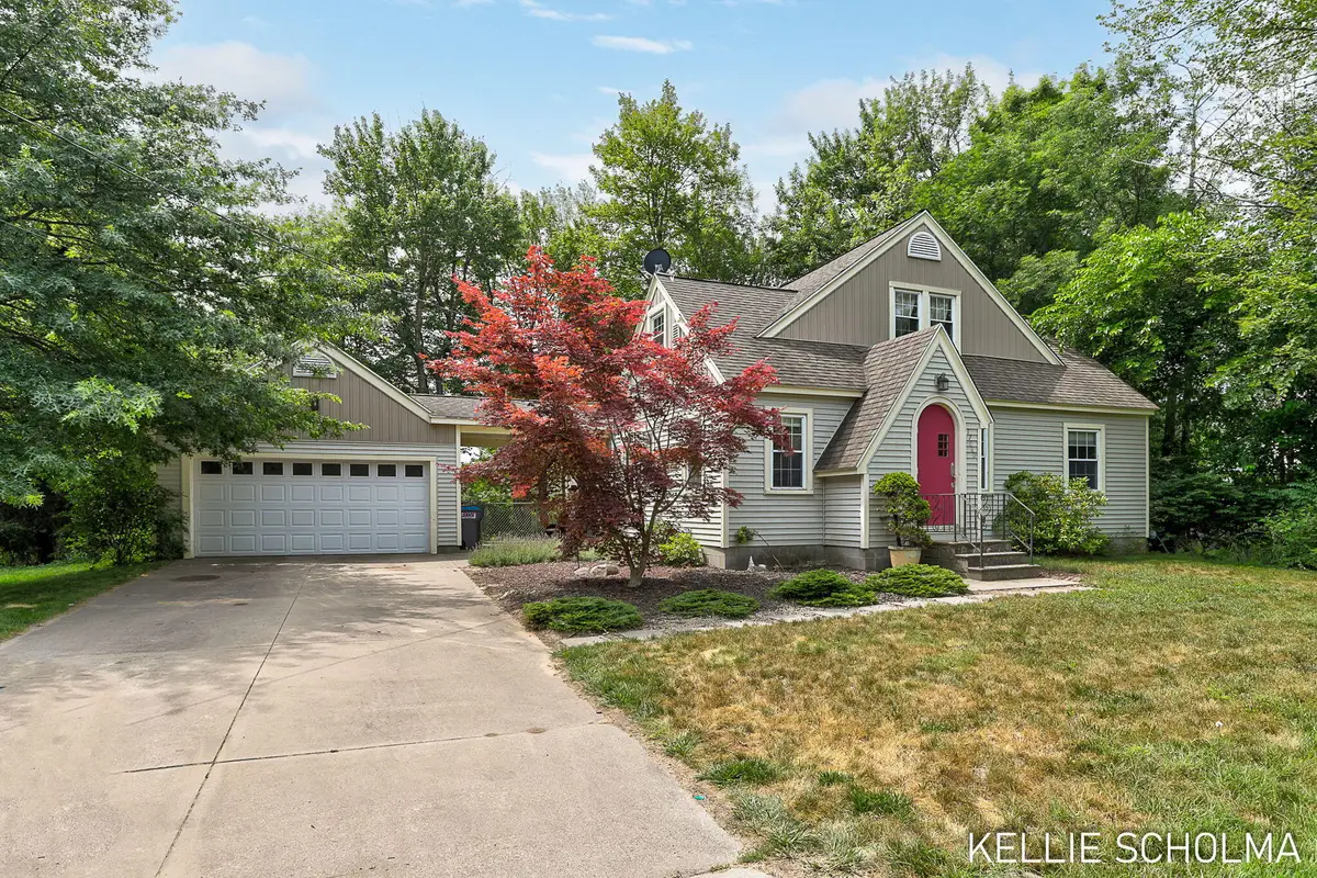 17680 N Shore Drive, Spring Lake, MI 49456 - #1