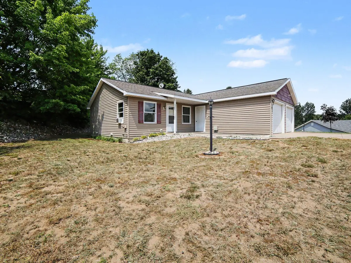 218 Devonwood Drive, Shelby, MI 49455 - #1