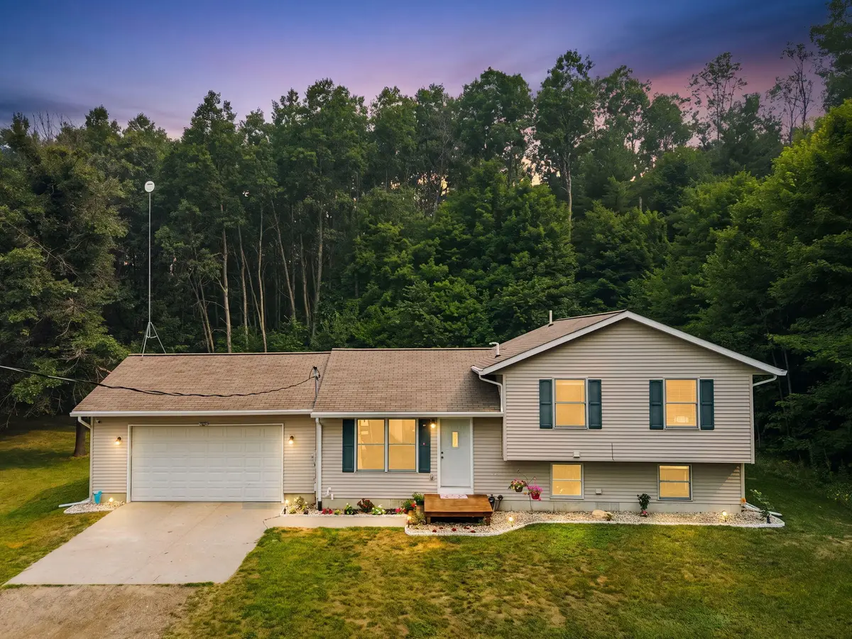 7485 E Tucker Lake Lane, Newaygo, MI 49337 - #1