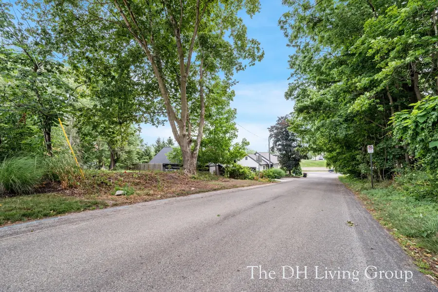 7259 Bradfield Street Se, Ada, MI 49301 - #3