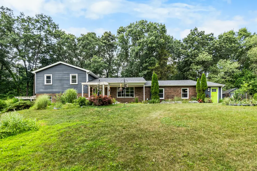 3950 Queen Oaks Drive, Chelsea, MI 48118 - #2