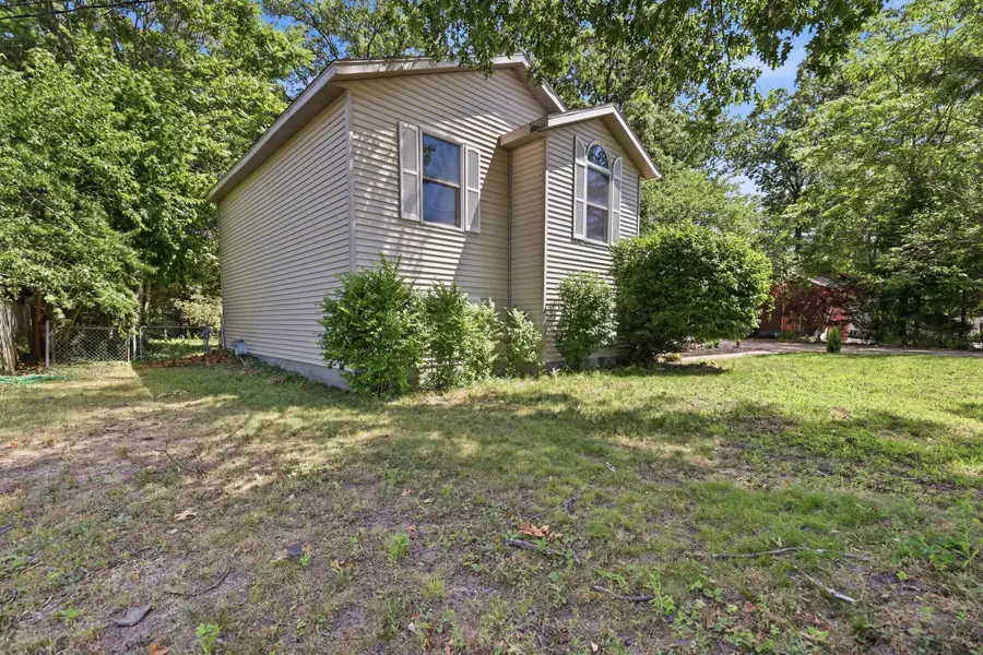 2046 N Roberts Road, Muskegon, MI 49445 - #3
