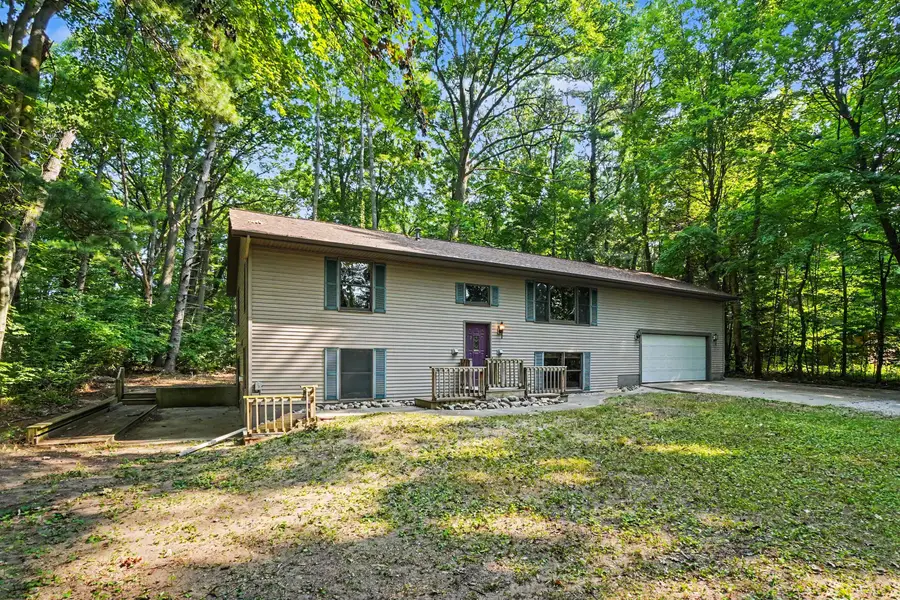 16137 Comstock Street, Grand Haven, MI 49417 - #3