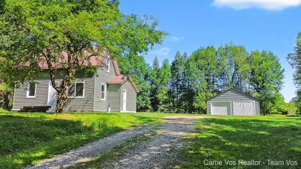 3251 E 46 Road, Cadillac, MI 49601