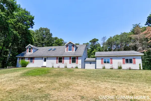 3250 Arbor Lane, Hamilton, MI 49419