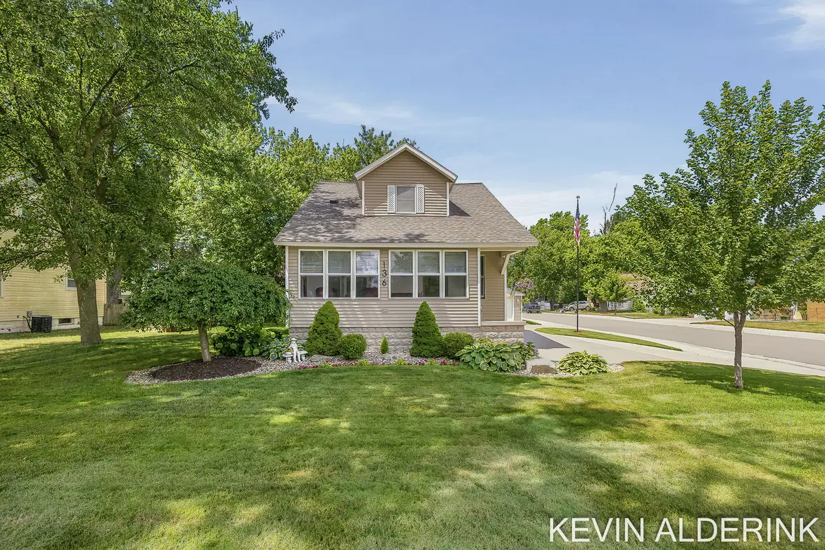 136 S Fairview Road, Zeeland, MI 49464 - #1