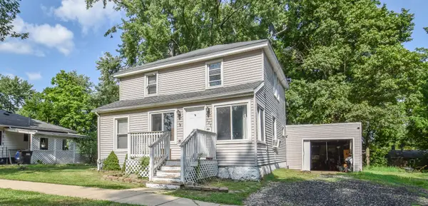 135 S Manning Street, Hillsdale, MI 49242