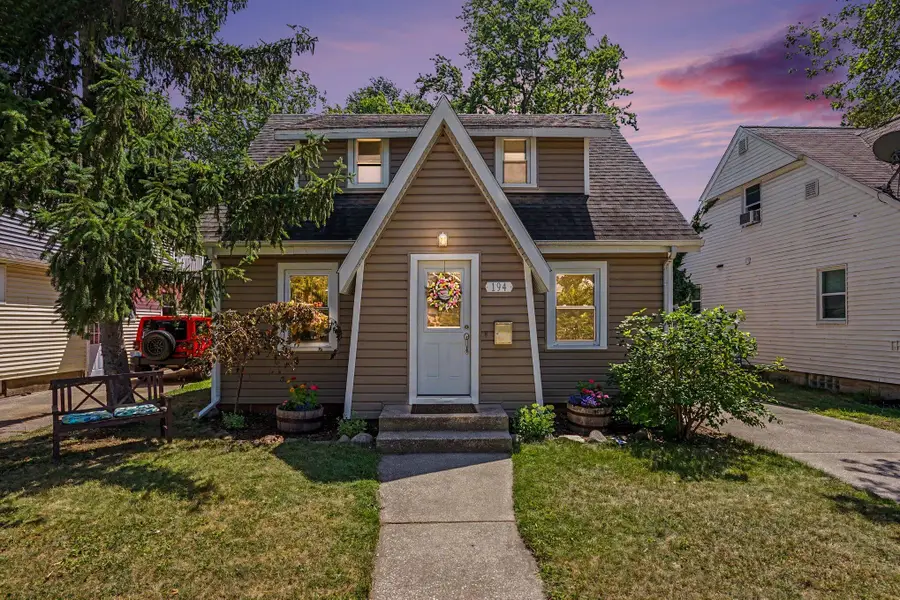 194 W 20th Street, Holland, MI 49423 - #3