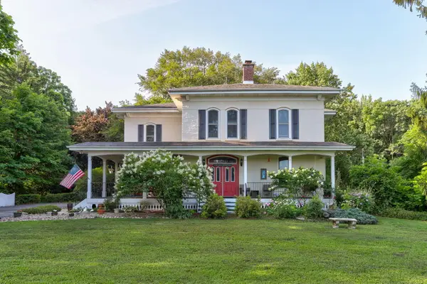 72861 8th Avenue, South Haven, MI 49090