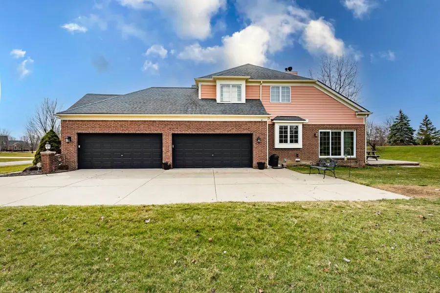 51328 Plymouth Valley Drive, Plymouth, MI 48170 - #3
