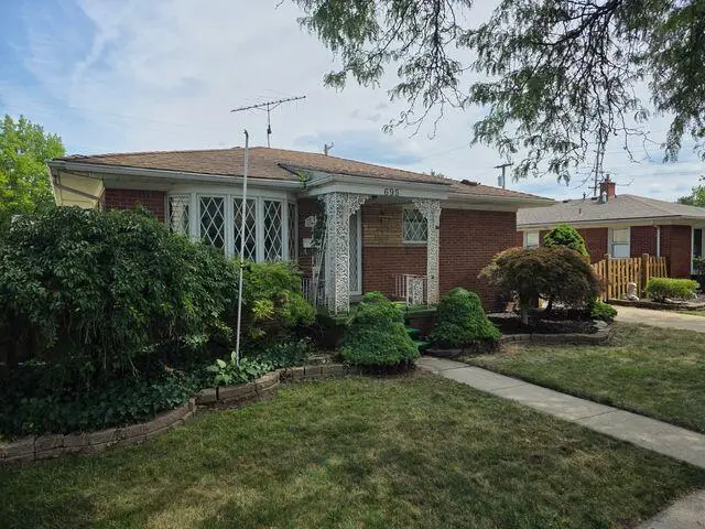 695 9th Street, Wyandotte, MI 48192 - #1