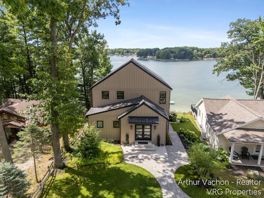 5722 El Camino Drive, Newaygo, MI 49337 - #3