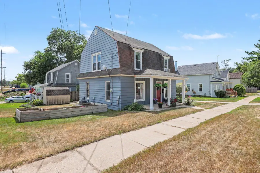 223 Leonard Street, Belding, MI 48809 - #2