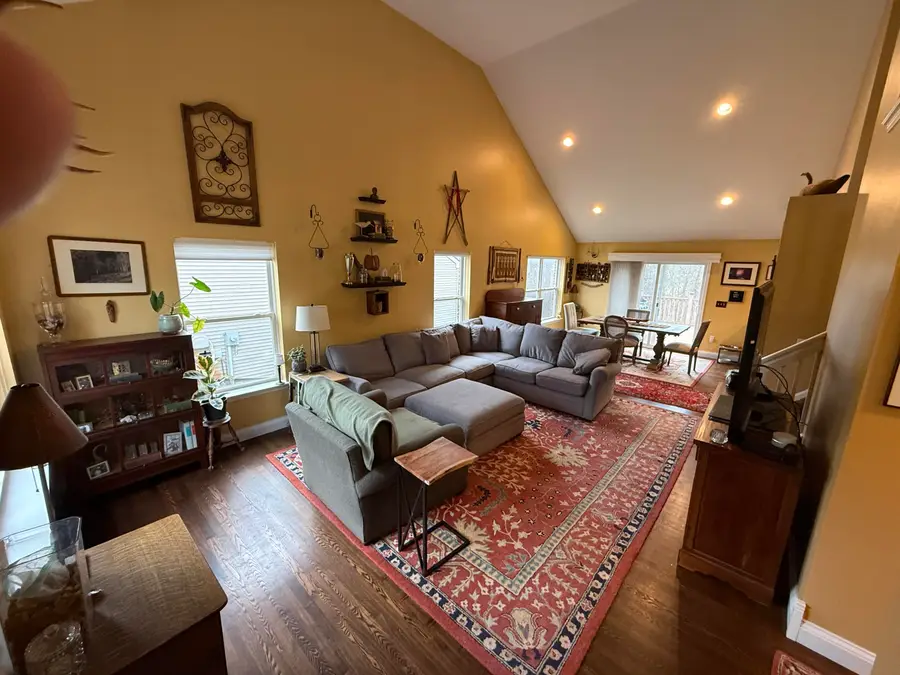 9936 Tioga Drive, Pinckney, MI 48169 - #3