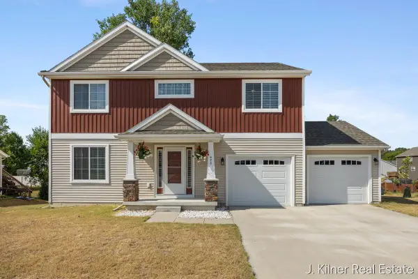 475 Tentree Street Nw, Sparta, MI 49345