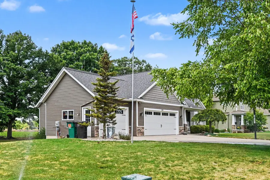 635 Midgrove Drive, Zeeland, MI 49464 - #2