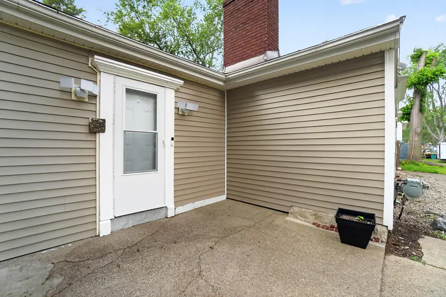 6140 Pinckney Road, Pinckney, MI 48169 - #2