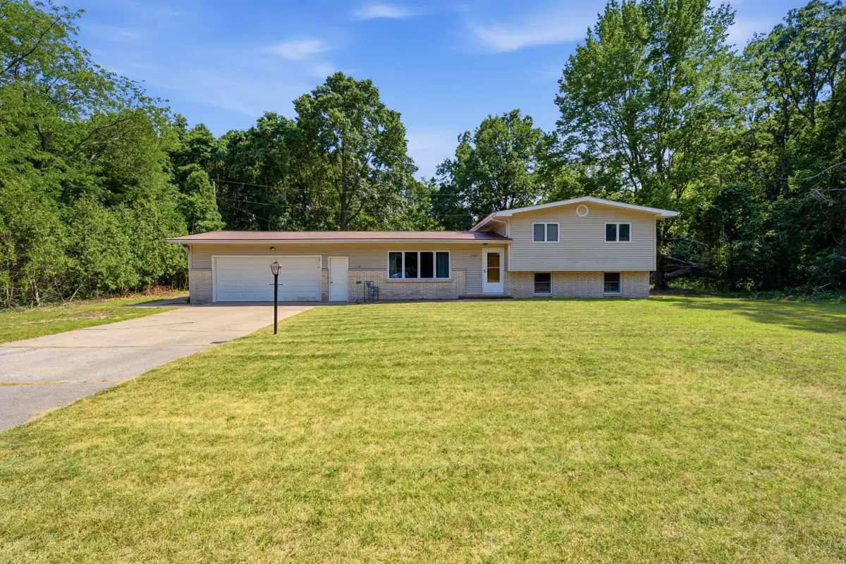 2580 Locust Lane, Stevensville, MI 49127 - #1