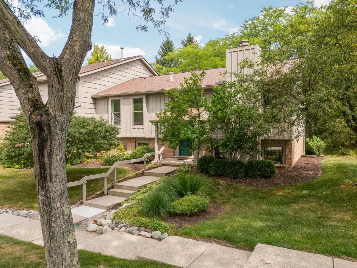 2250 Rivenoak Court, Ann Arbor, MI 48103 - #1