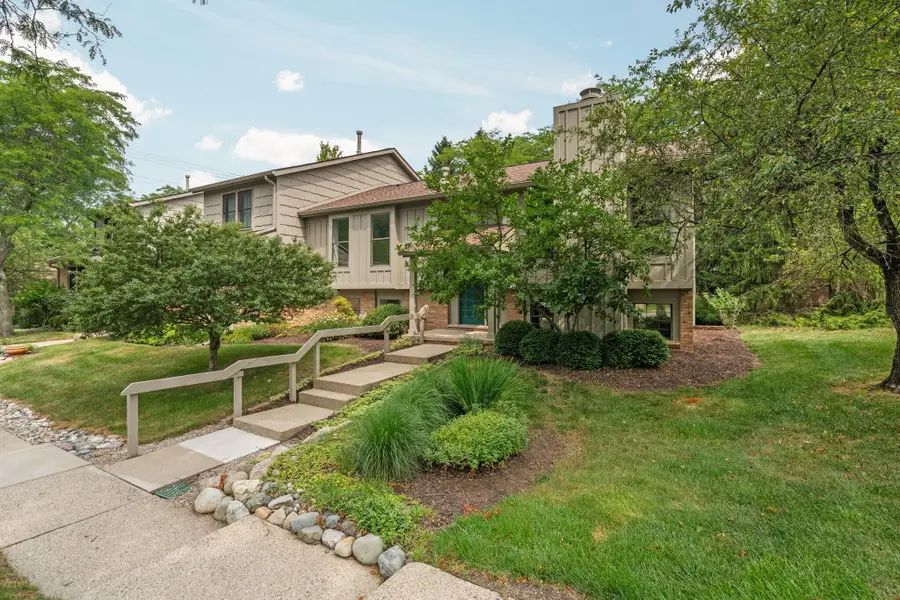 2250 Rivenoak Court, Ann Arbor, MI 48103 - #2