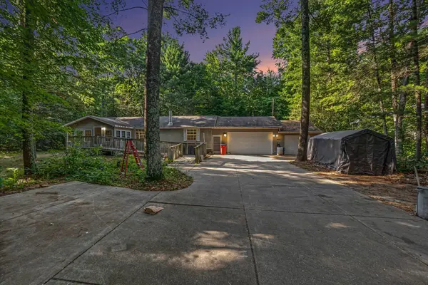 6606 E Hill Street, Newaygo, MI 49337